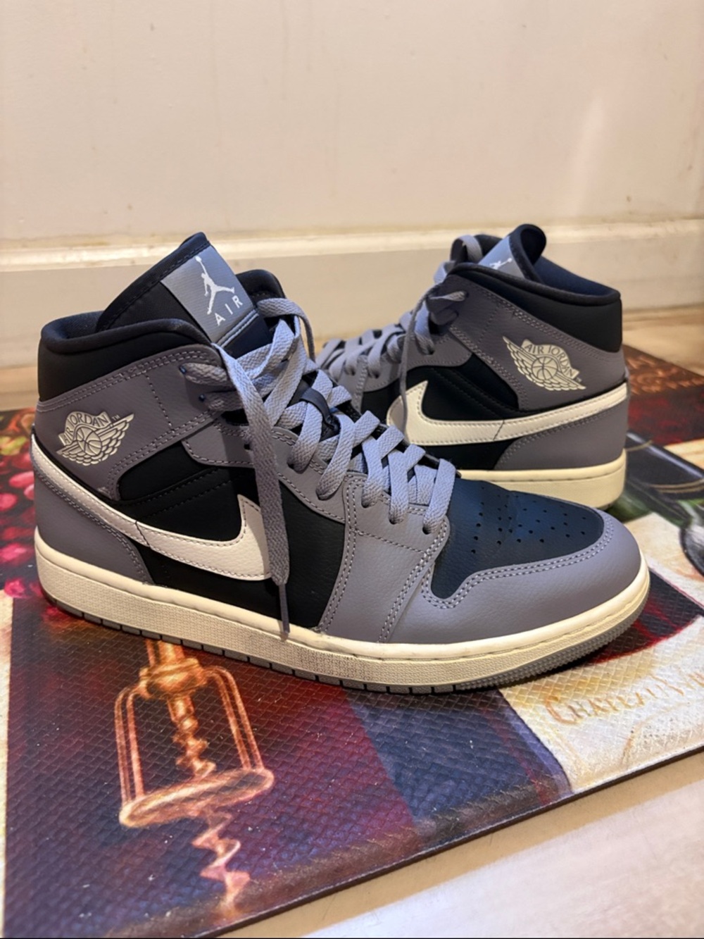 Jordan 1 Mid Cement Grey